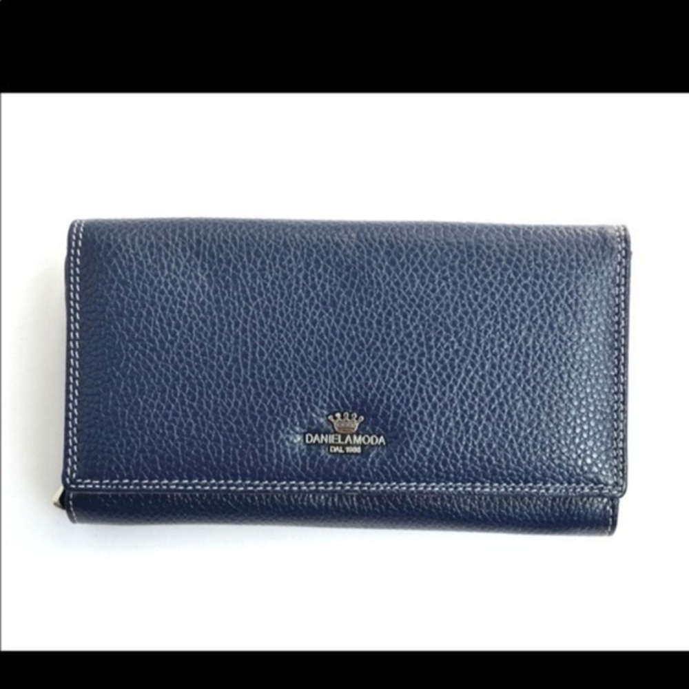 𝅺Daniela Moda black leather wallet